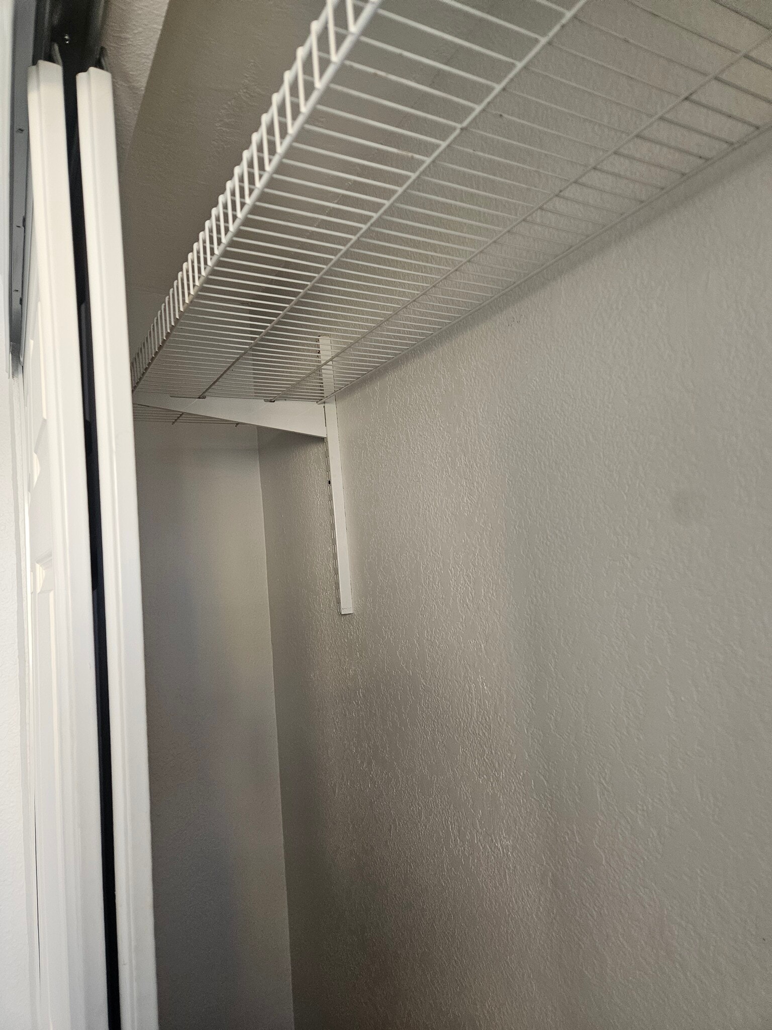 Building Photo - 5159 Clinton St