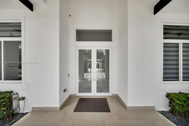 Building Photo - 10203 SW 136th St