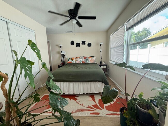Building Photo - 13583 Imperial Groves Dr E