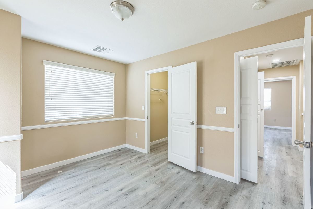 Building Photo - 8737 Brindisi Park Ave