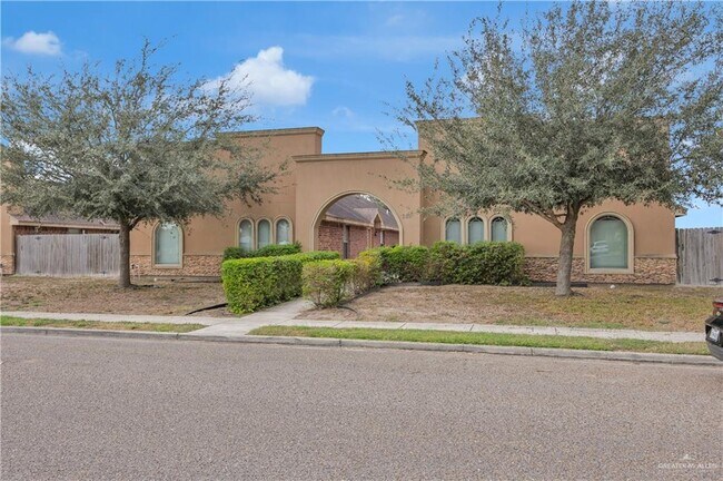 Building Photo - 6 S Baltic Ave