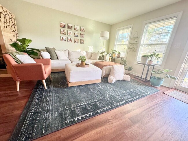 Building Photo - Charming 3BR House in Richmond