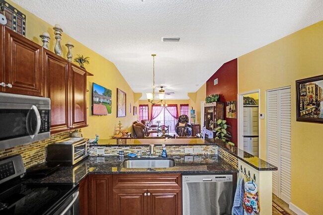 Building Photo - 8624 Overset Ln