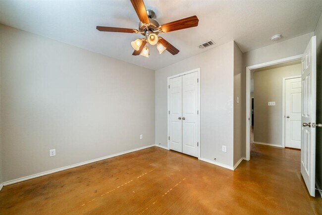Building Photo - 1237 Jefferson Ave