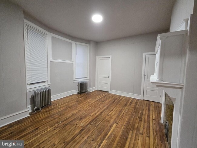 Building Photo - 2536 W Cumberland St