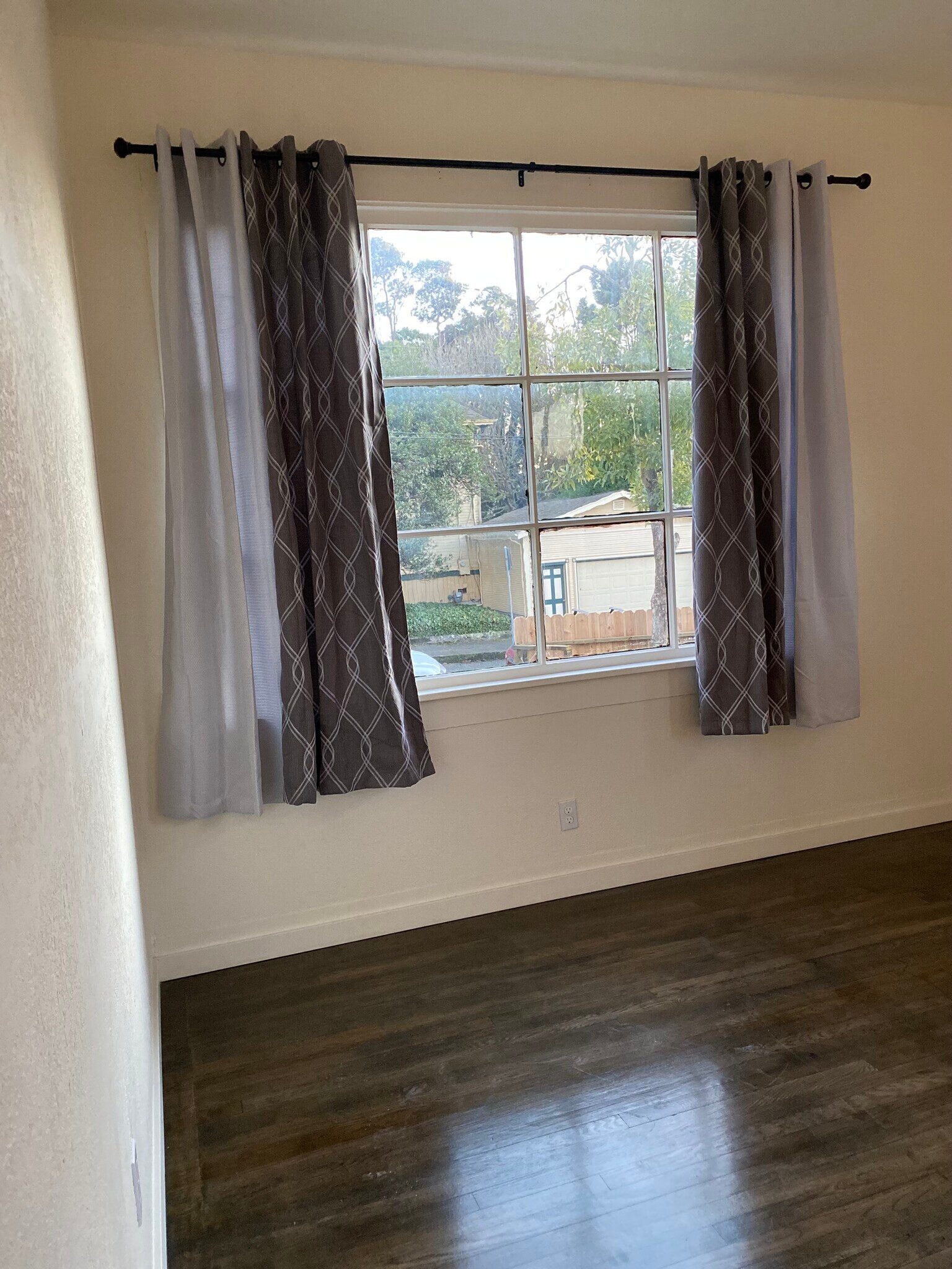 Building Photo - 639 16th St