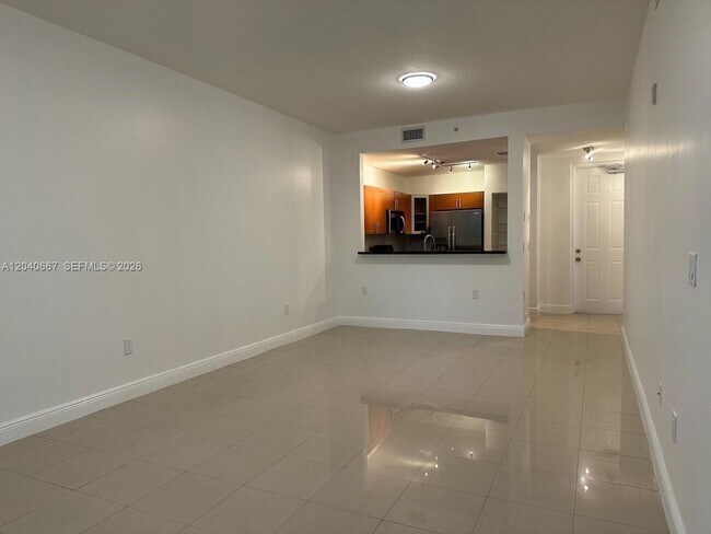 Building Photo - 652 NE 63rd St