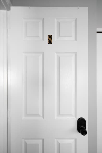 Platinum Room - Double Occupany OK - $355/wk - 45426 10th St W