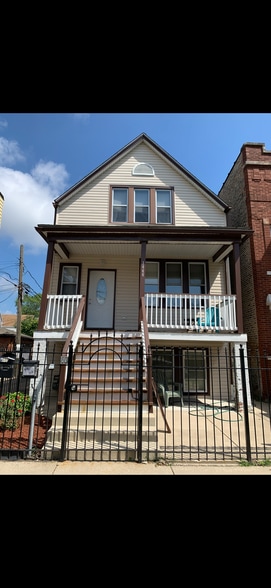 Entrance - 3444 W Schubert Ave
