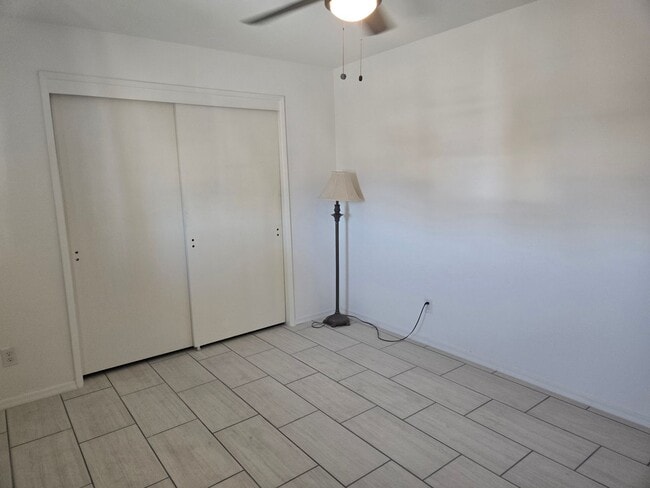Building Photo - Cozy 3 bed, 2 bath home in Phoenix, No HOA!