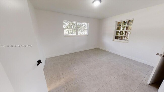 Building Photo - 490 NW 90th St
