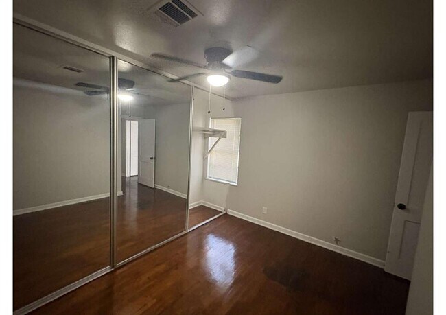 Building Photo - 4825 Brinkley St