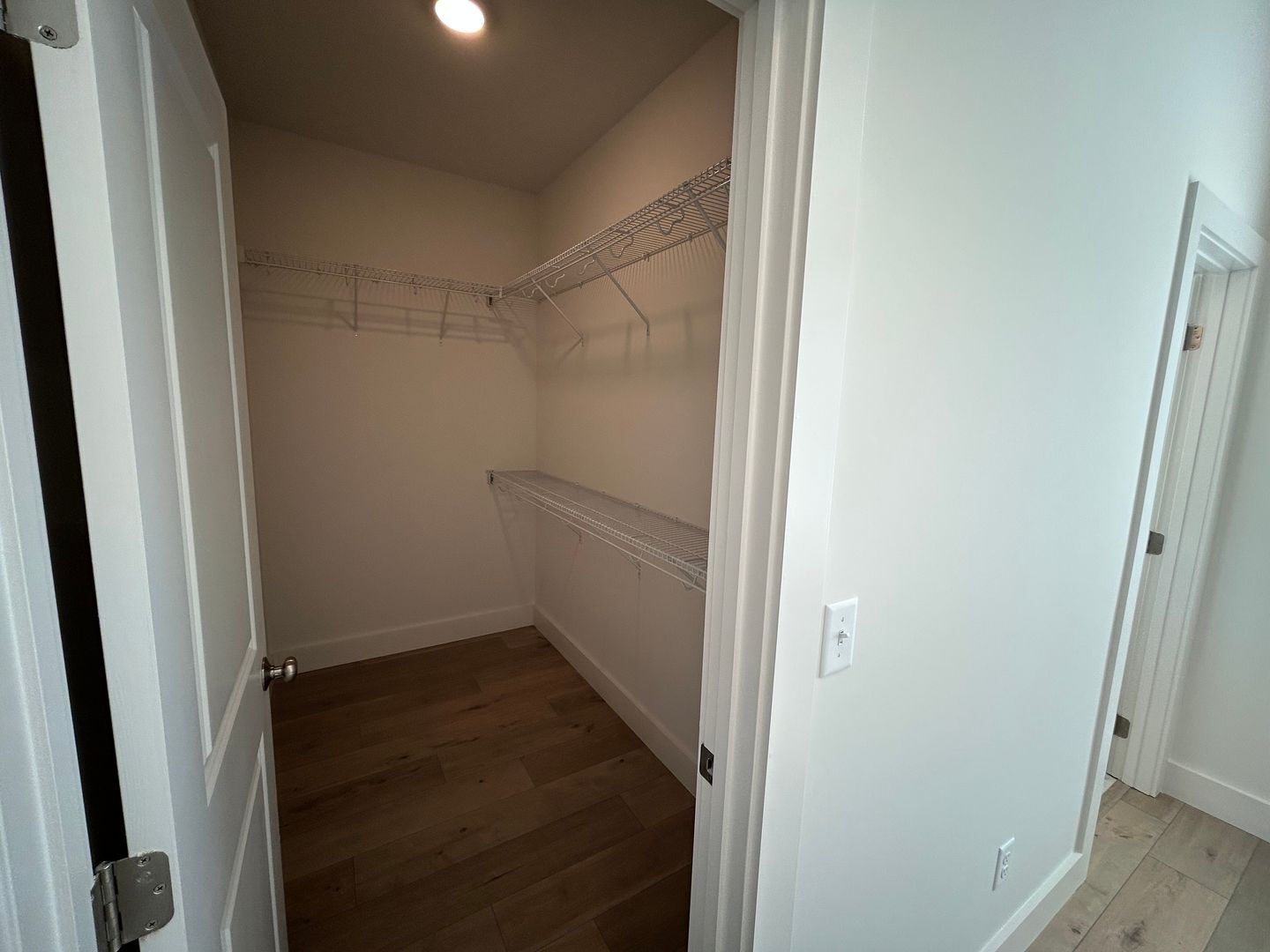 Building Photo - Brand New Townhome off Wire Rd, Close to Vet School and City Soccer Complex