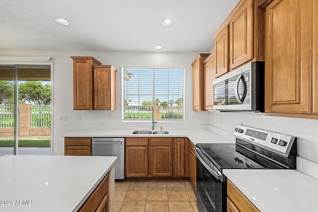 Building Photo - 2237 N 135th Dr