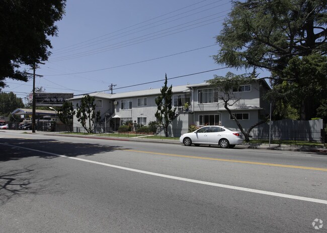 Primary Photo - 4815 Colfax Ave