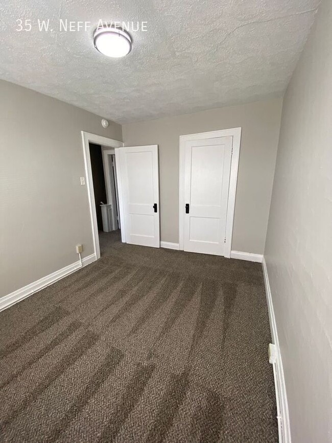 Building Photo - 35 W Neff Ave