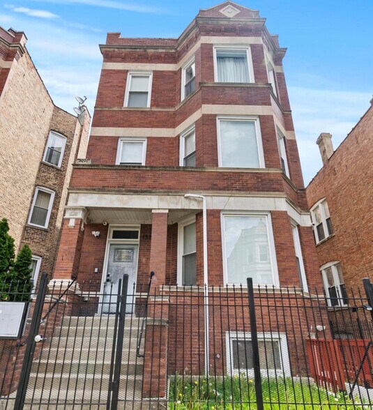 Building Photo - 1321 S Lawndale Ave