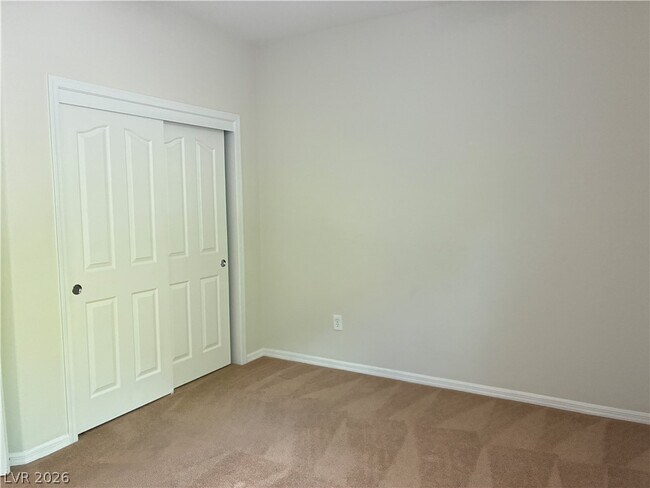 Building Photo - 2237 Canyonville Dr