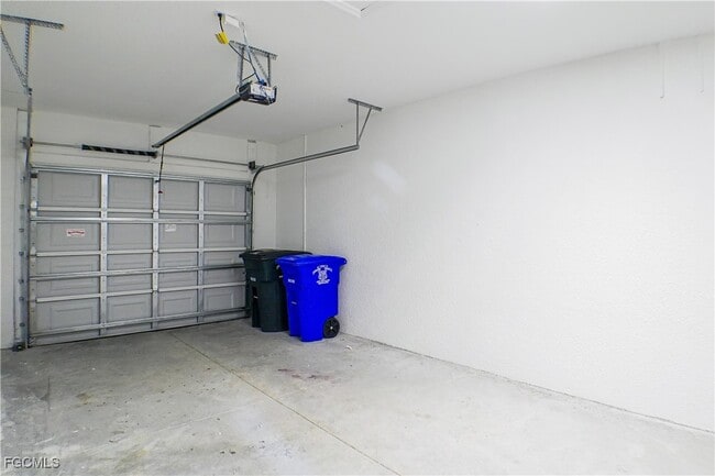 Building Photo - 3309 Armstrong Ct