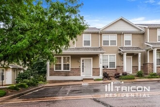 Building Photo - 2729 Brooksedge View