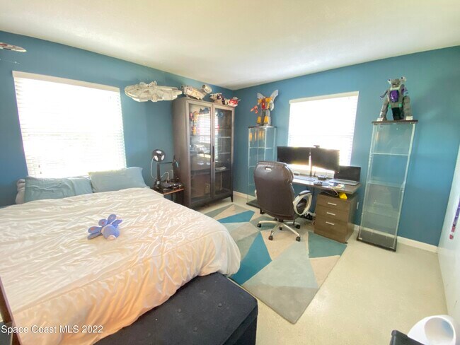 Building Photo - 2668 Bernice Ct