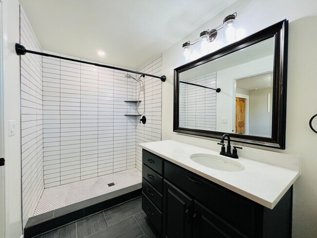 Building Photo - 2875 S Sherman St