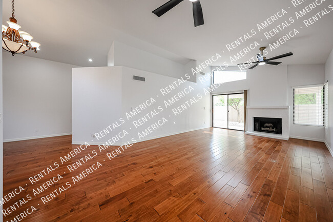 Building Photo - 9429 E Camino Del Santo