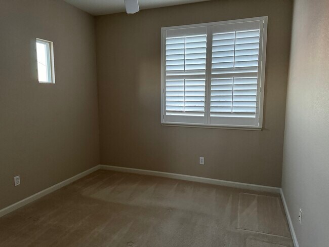 Bedroom 1 - 5019 Gold River Ct
