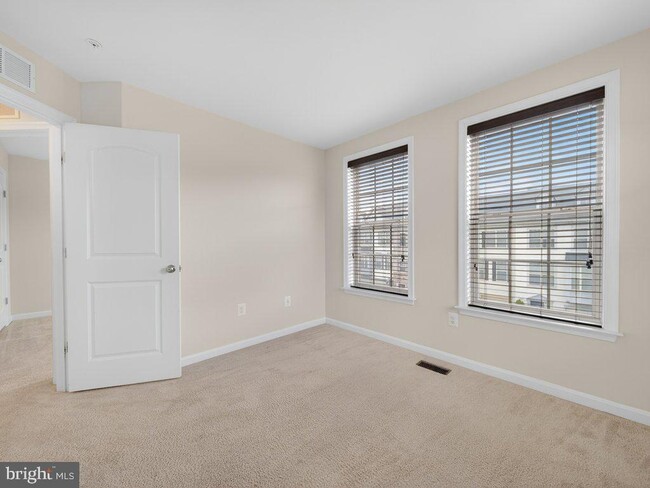 Building Photo - 1169 Carinoso Cir