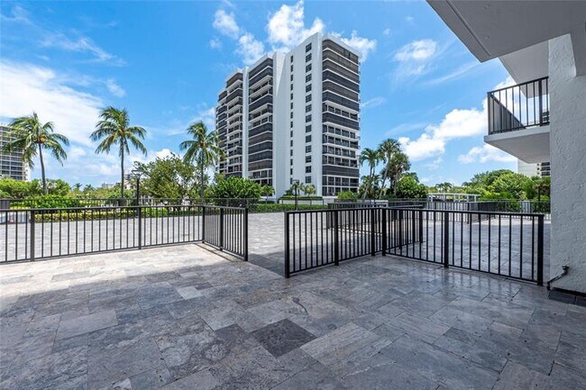 Building Photo - 4750 S Ocean Blvd