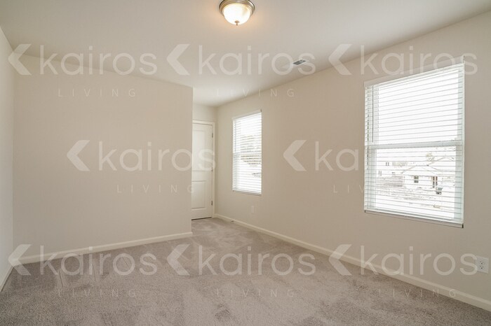 Building Photo - 105 Kyle's Dr
