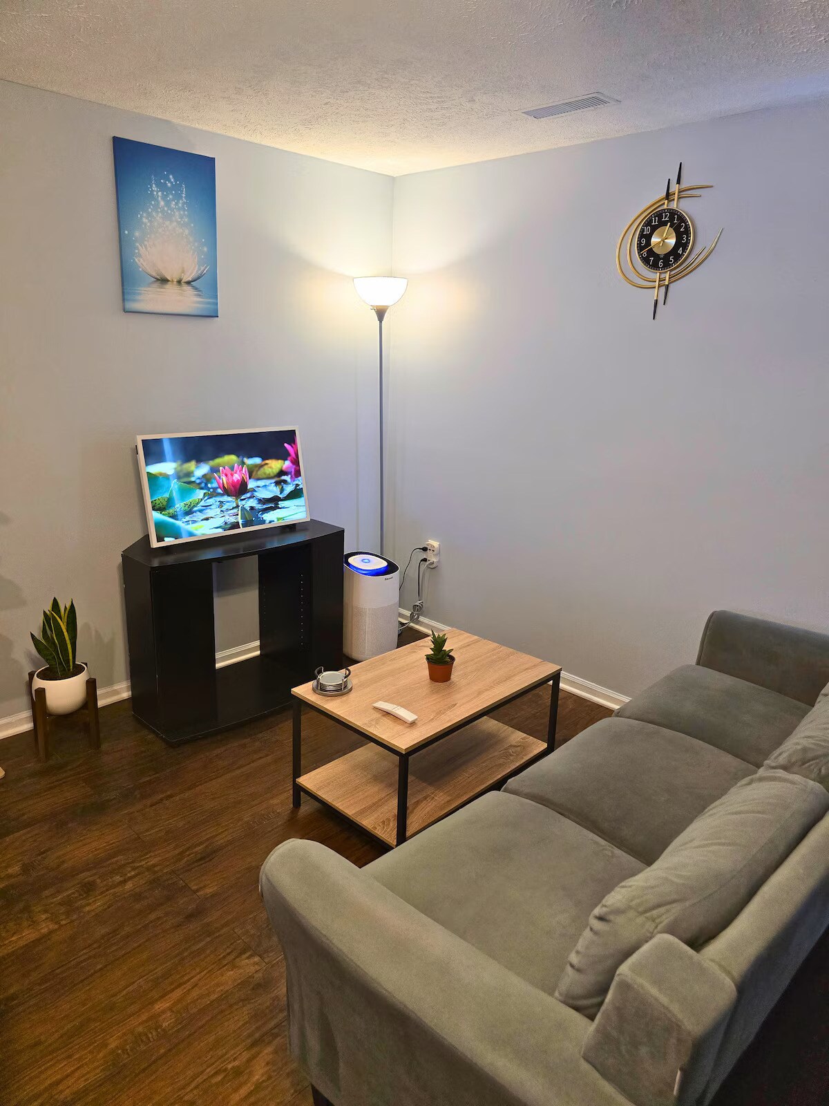 Building Photo - 7710 Pomeroy Ct