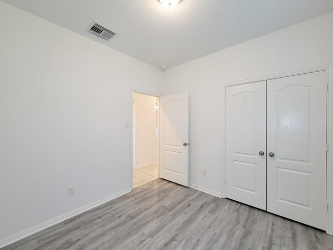Building Photo - 31351 Horseshoe Meadow Bend Ln