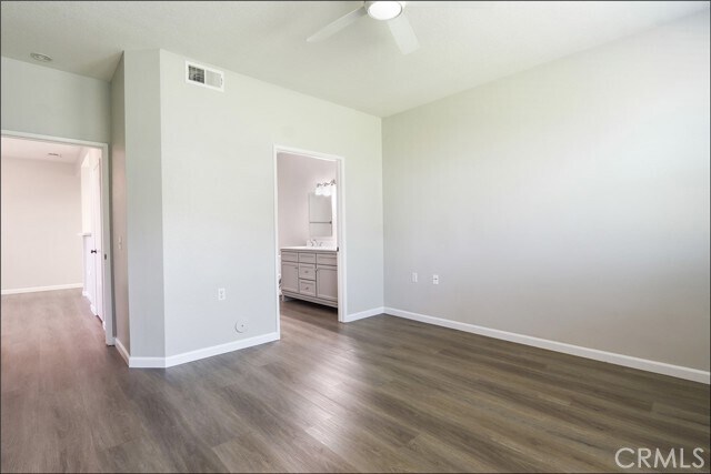 Building Photo - 80 Verdin Ln