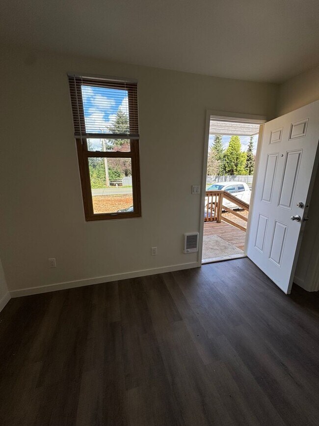 Building Photo - 3 Bedroom 1 Bathroom House for Rent in Auburn WA