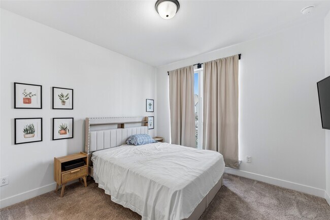 Building Photo - 3125 Stingray Cv Dr