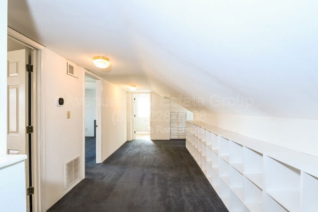 Building Photo - 9150 Wayne Dr