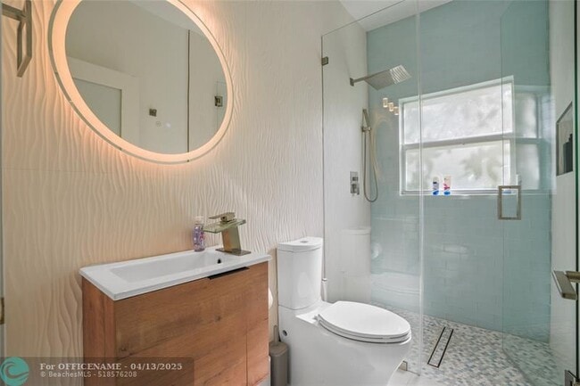 Building Photo - 833 SW 17th St