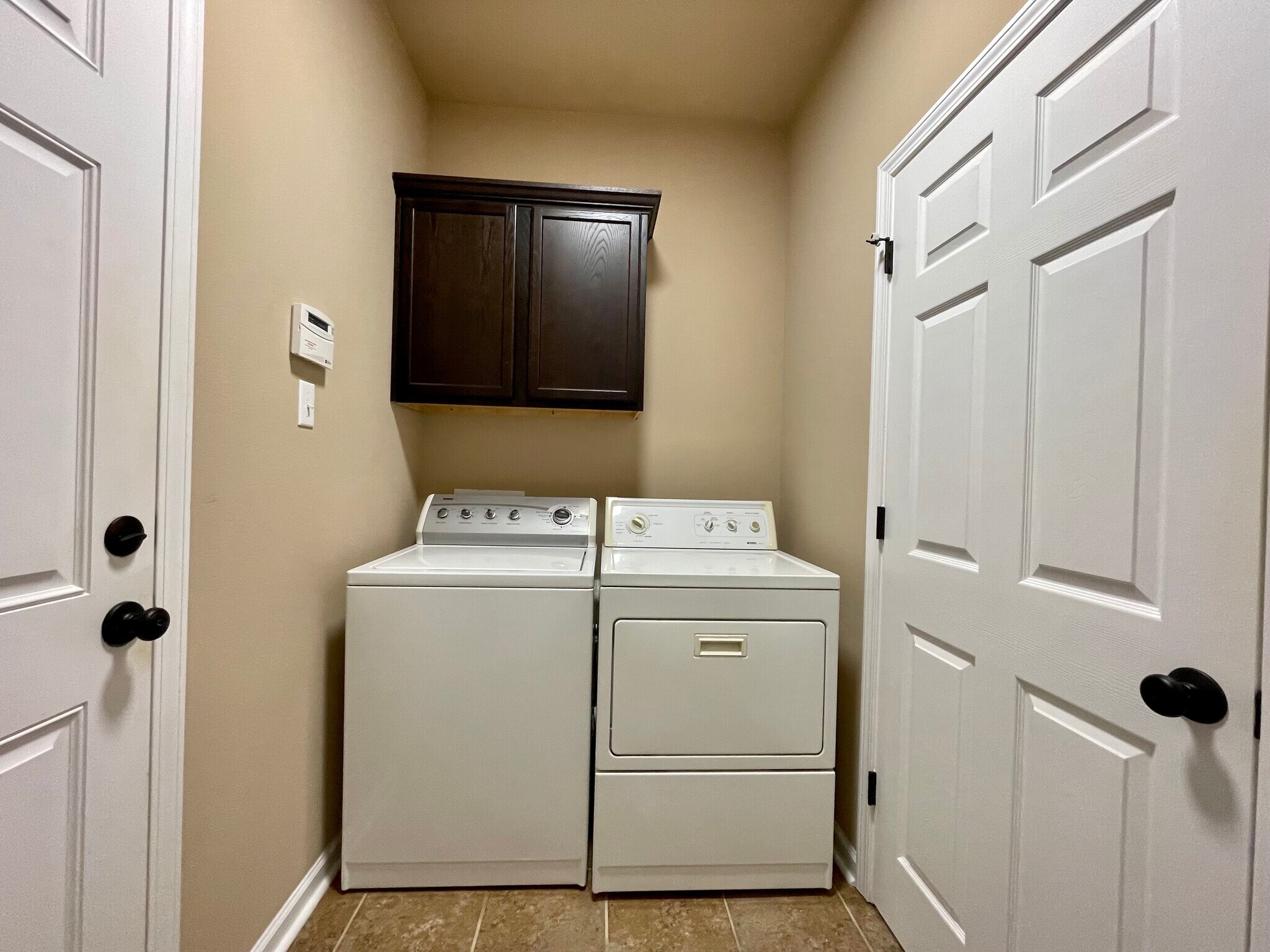 Building Photo - 15452 Oakstone Dr