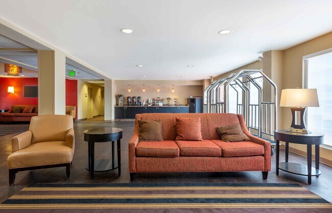 Building Photo - Furnished Studio-Secaucus - New York City Area