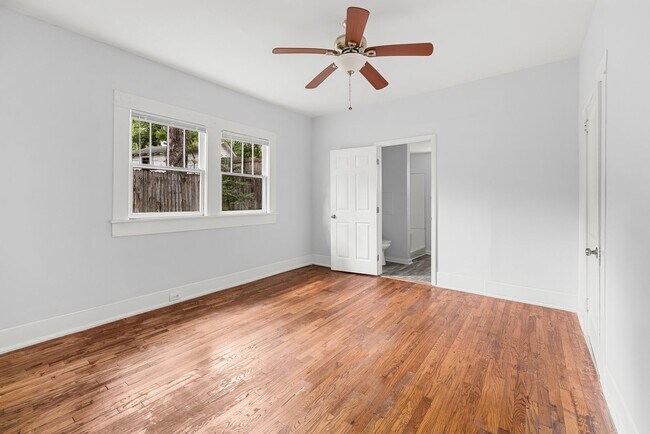 Building Photo - Stunning Newly Remodeled Birmingham Home