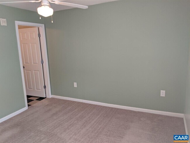 Building Photo - 767 Denali Way