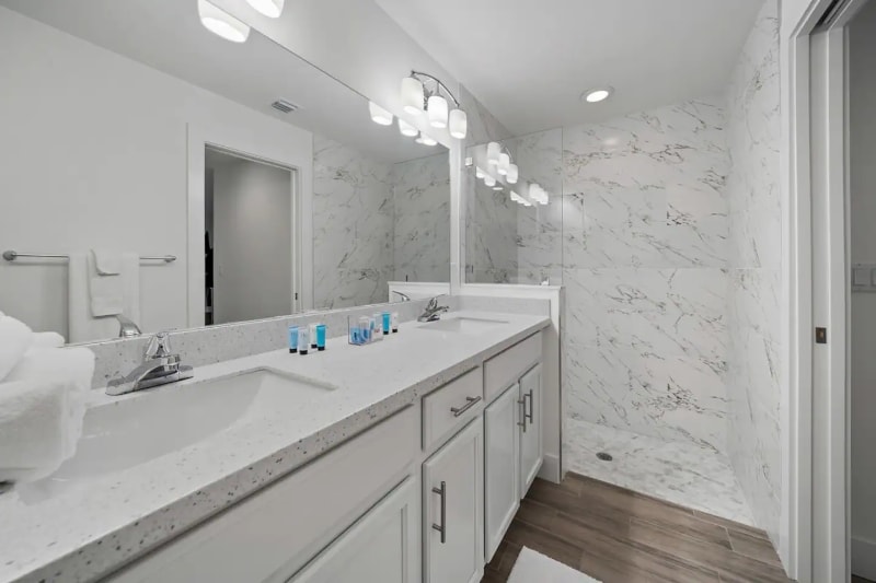 Building Photo - 509 Lilac Ct