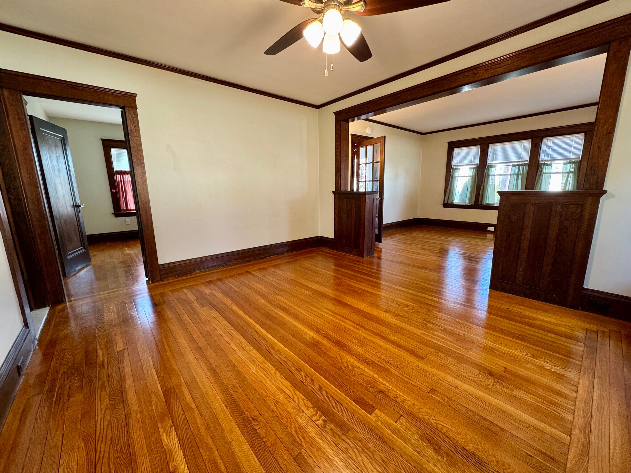 Building Photo - 16 Davis Ave