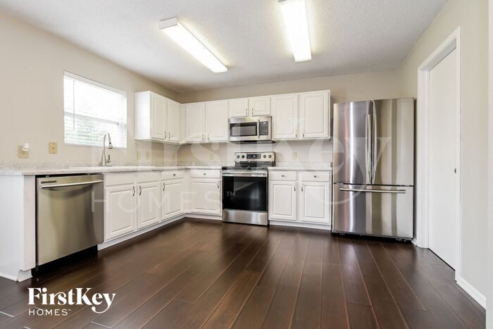Building Photo - 961 Springside Ct