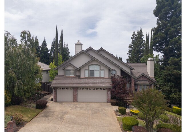 Building Photo - Beautiful 4bd 3ba home in Los Cerros Neigh...