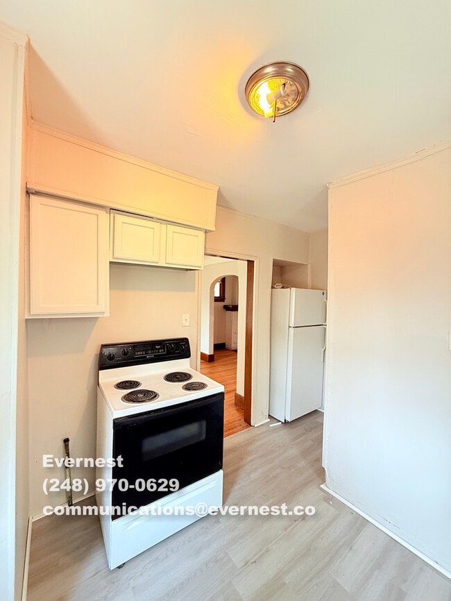 Building Photo - 20465 Greeley