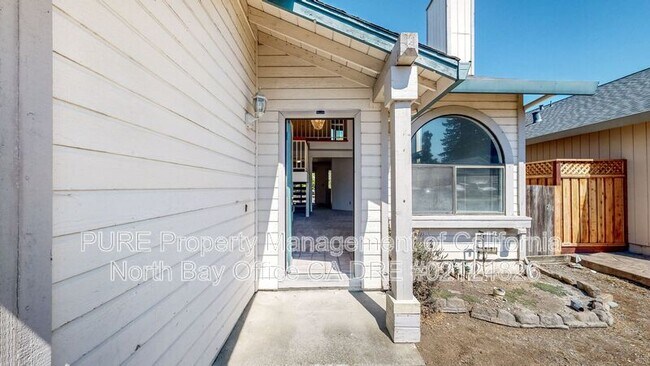 Building Photo - 7474 Mercedes Way