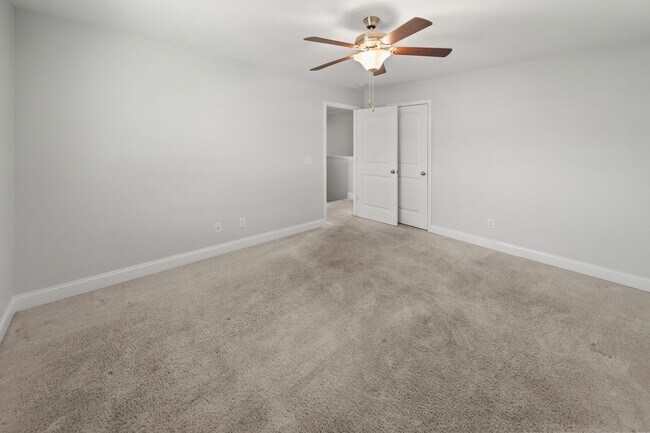 Building Photo - Spacious 5-Bedroom Home in The Palms at New Hampstead with Office & Screened Porch