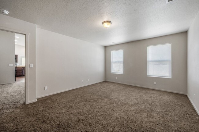 Building Photo - 3 bed 2 bath Rancher, Landings Community, CDA